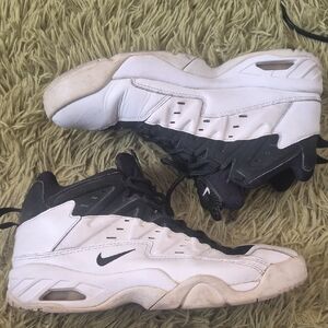 Nike Black and White Athletic Shoes